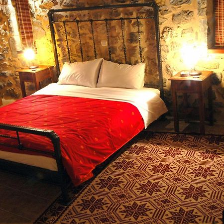 Archontiko Nikolopoulou Hotel Vytina Quarto foto